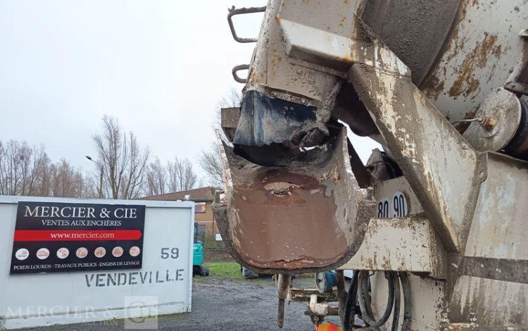 MAN TGS 32,420 PORTEUR TOUPIE A BETON – PTRA 32 TONNES – 159486 KMS – ANNEE 2017 BLANC EP-916-HW