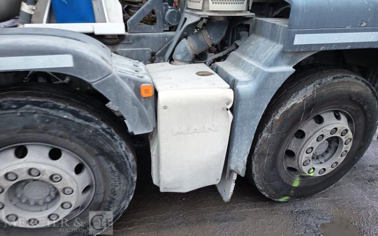 MAN TGS 32,420 PORTEUR TOUPIE A BETON – PTRA 32 TONNES – 159486 KMS – ANNEE 2017 BLANC EP-916-HW