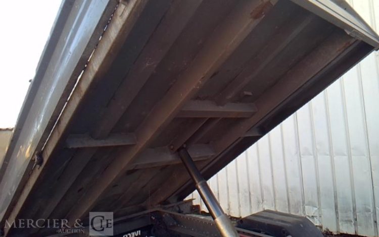 IVECO 35C12 BENNE SIMPLE CABINE COFFRE  EQ-468-HX