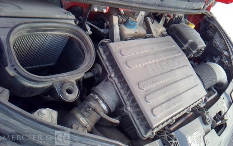 IVECO 35C12 BENNE SIMPLE CABINE COFFRE  EQ-468-HX