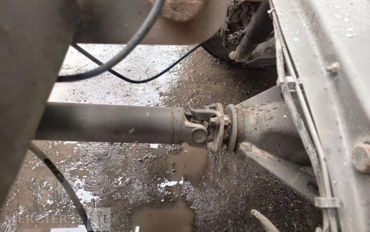 IVECO DAILY 35C12 BENNE AVEC COFFRE ACIER DIESEL – 163106 KMS – ANNEE 2017 ROUGE ER-953-VW