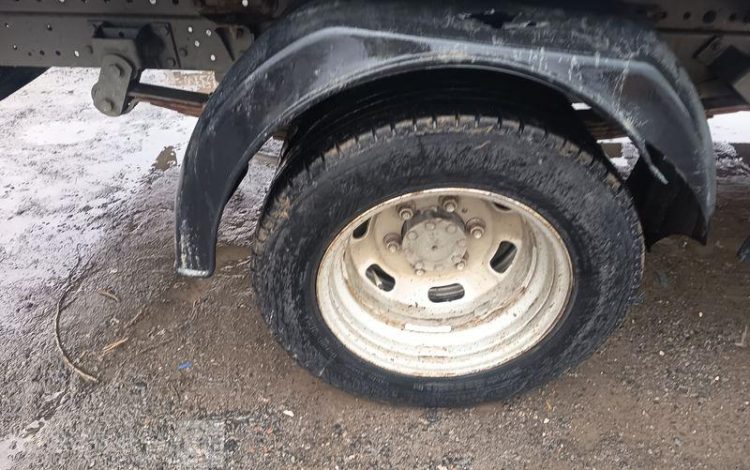 IVECO DAILY 35C12 BENNE AVEC COFFRE ACIER DIESEL – 163106 KMS – ANNEE 2017 ROUGE ER-953-VW