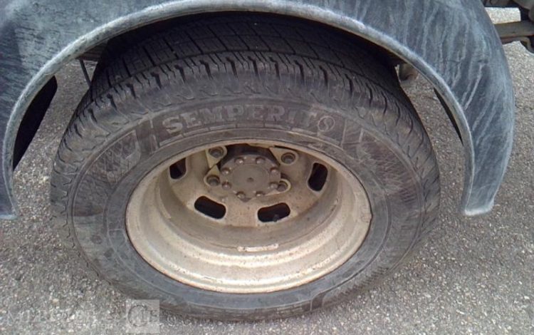 IVECO 35-120 BENNE SIMPLE CABINE COFFRE  EW-452-WV