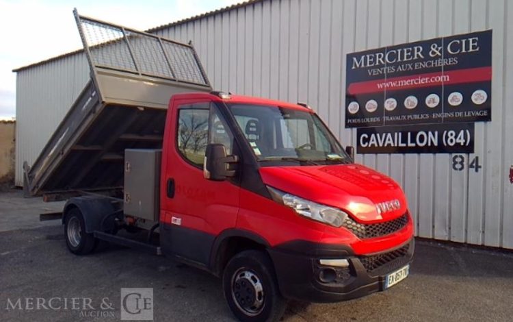 IVECO 35S12 BENNE SIMPLE CABINE COFFRE  EX-857-TN