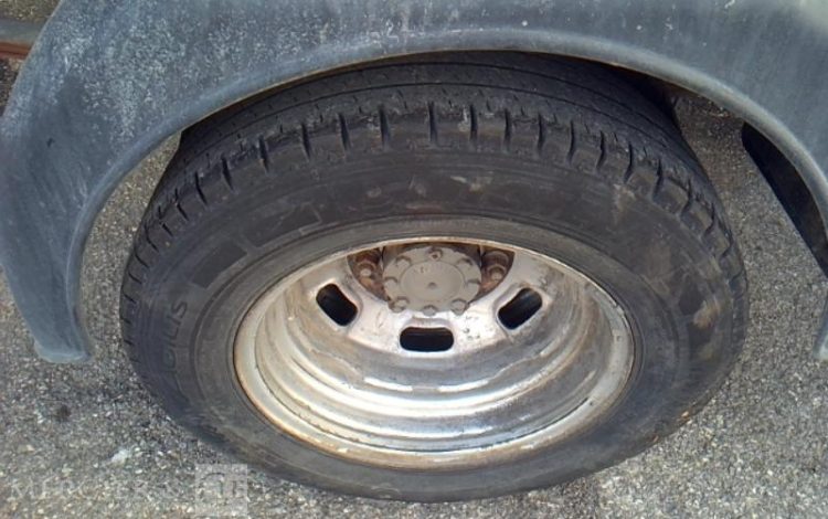 IVECO 35S12 BENNE SIMPLE CABINE COFFRE  EX-857-TN