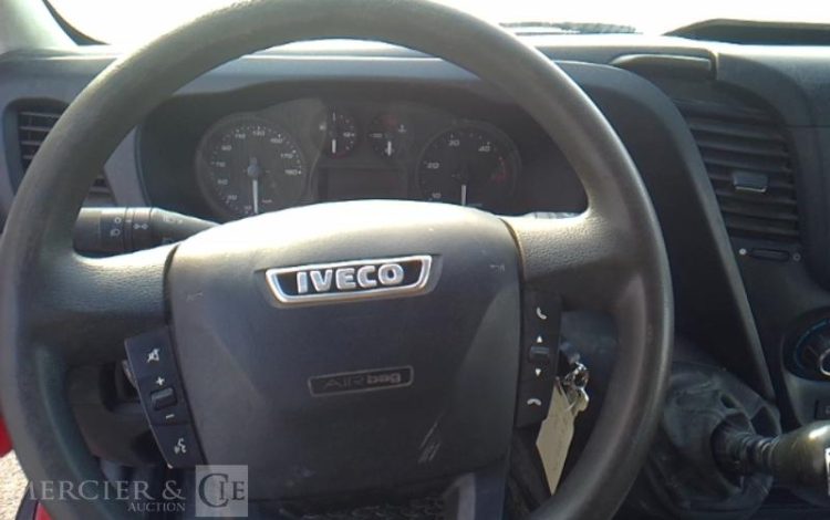 IVECO 35S12 BENNE SIMPLE CABINE COFFRE  EX-857-TN