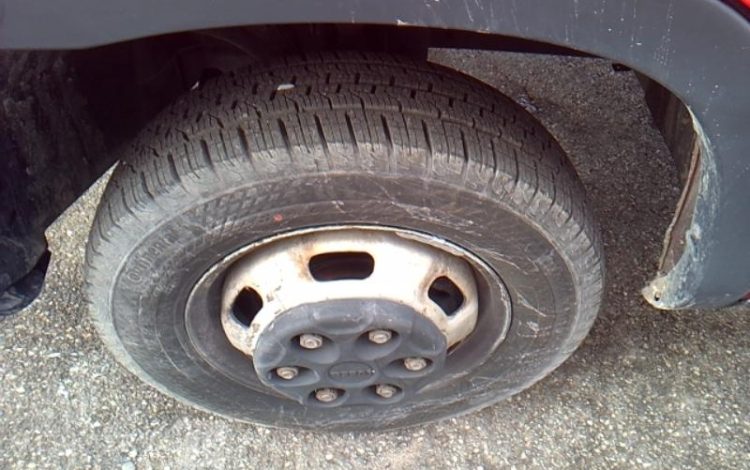 IVECO 35-120 BENNE SIMPLE CABINE COFFRE  EY-135-MK