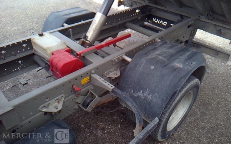 IVECO 35-120 BENNE SIMPLE CABINE COFFRE  EY-135-MK