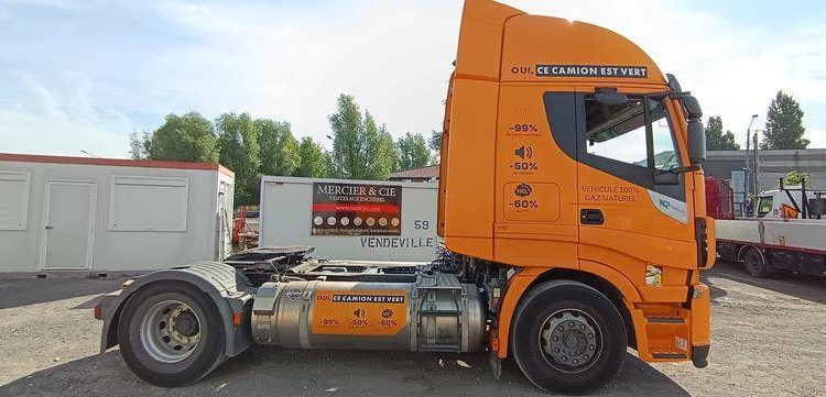 IVECO STRALIS 460 NP – PTRA 44 TONNES – GAZ – 228591 KMS – ANNEE 2018 JAUNE FB-616-TQ