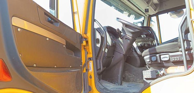 IVECO STRALIS 460 NP – PTRA 44 TONNES – GAZ – 228591 KMS – ANNEE 2018 JAUNE FB-616-TQ