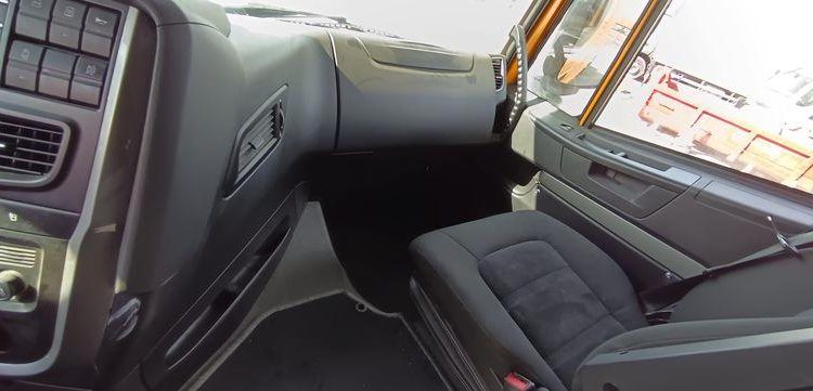 IVECO STRALIS 460 NP – PTRA 44 TONNES – GAZ – 228591 KMS – ANNEE 2018 JAUNE FB-616-TQ