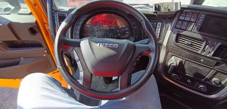 IVECO STRALIS 460 NP – PTRA 44 TONNES – GAZ – 228591 KMS – ANNEE 2018 JAUNE FB-616-TQ