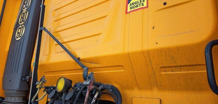 IVECO STRALIS 460 NP – PTRA 44 TONNES – GAZ – 228591 KMS – ANNEE 2018 JAUNE FB-616-TQ