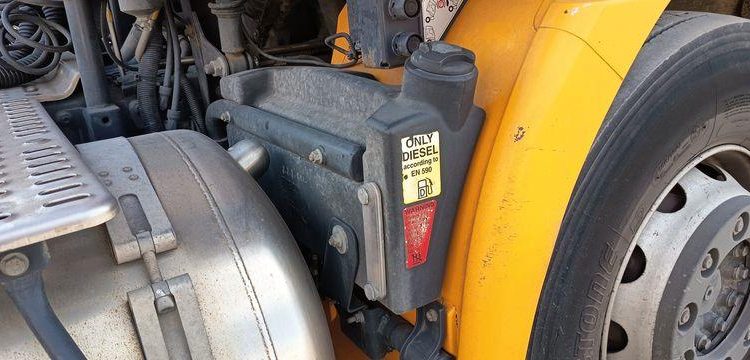 IVECO STRALIS 460 NP – PTRA 44 TONNES – GAZ – 228591 KMS – ANNEE 2018 JAUNE FB-616-TQ