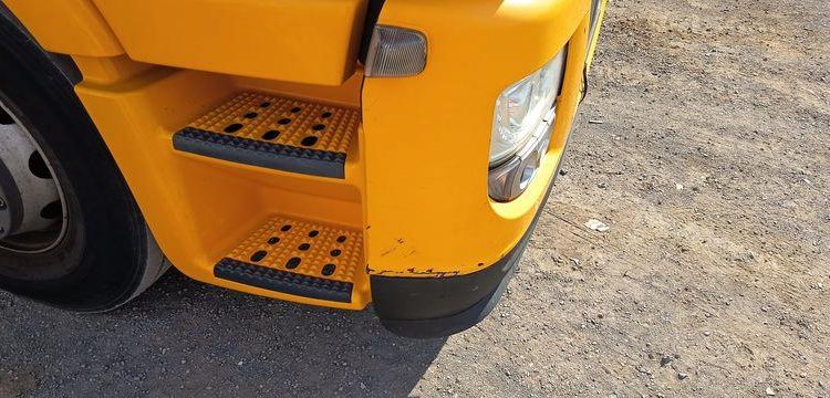 IVECO STRALIS 460 NP – PTRA 44 TONNES – GAZ – 228591 KMS – ANNEE 2018 JAUNE FB-616-TQ