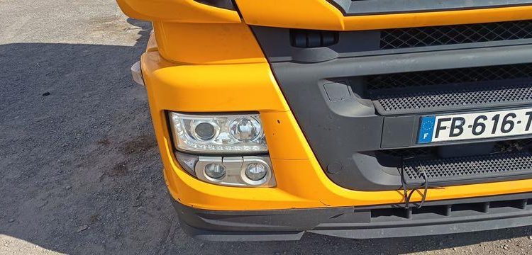 IVECO STRALIS 460 NP – PTRA 44 TONNES – GAZ – 228591 KMS – ANNEE 2018 JAUNE FB-616-TQ