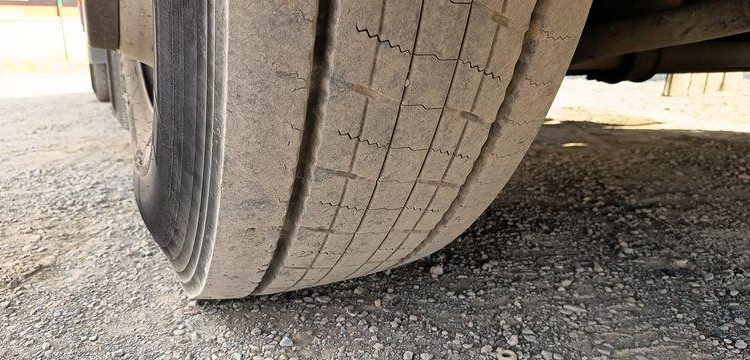 IVECO STRALIS 460 NP – PTRA 44 TONNES – GAZ – 228591 KMS – ANNEE 2018 JAUNE FB-616-TQ