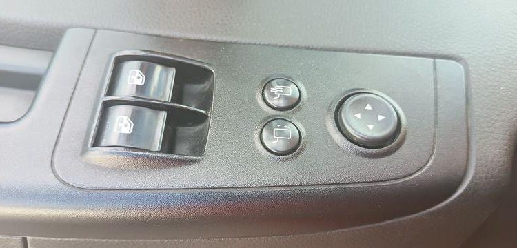 IVECO STRALIS NP460 – PTRA : 44 TONNES – GAZ – 205247 KMS – JAUNE FB-623-TQ