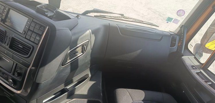 IVECO STRALIS NP460 – PTRA : 44 TONNES – GAZ – 205247 KMS – JAUNE FB-623-TQ