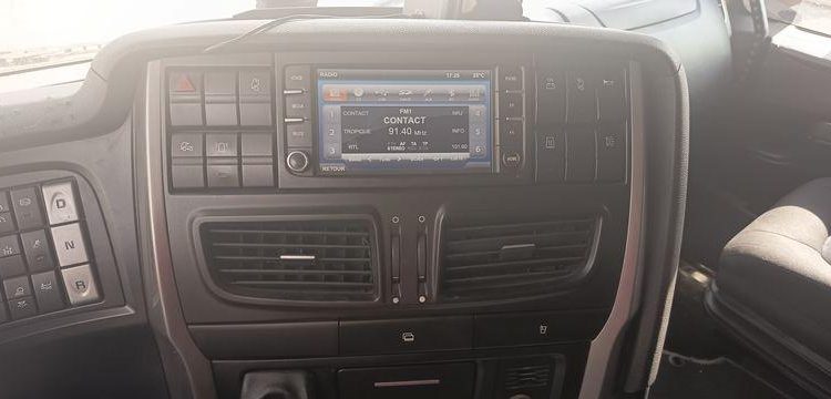 IVECO STRALIS NP460 – PTRA : 44 TONNES – GAZ – 205247 KMS – JAUNE FB-623-TQ