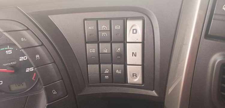 IVECO STRALIS NP460 – PTRA : 44 TONNES – GAZ – 205247 KMS – JAUNE FB-623-TQ