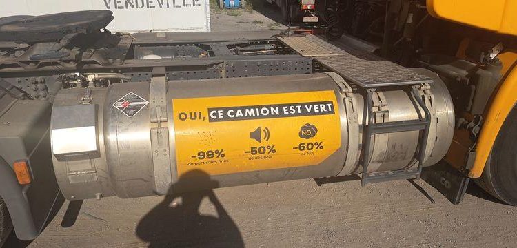 IVECO STRALIS NP460 – PTRA : 44 TONNES – GAZ – 205247 KMS – JAUNE FB-623-TQ