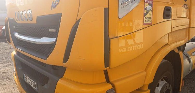 IVECO STRALIS NP460 – PTRA : 44 TONNES – GAZ – 205247 KMS – JAUNE FB-623-TQ