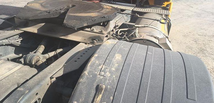 IVECO STRALIS NP460 – PTRA : 44 TONNES – GAZ – 205247 KMS – JAUNE FB-623-TQ