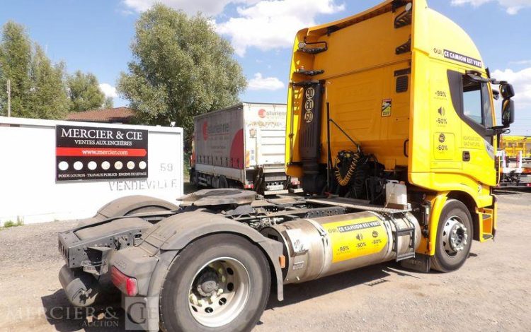 IVECO STRALIS 460 NP – PTRA : 44 TONNES – GAZ – 287316 KMS – ANNEE 2018 JAUNE FB-635-TQ