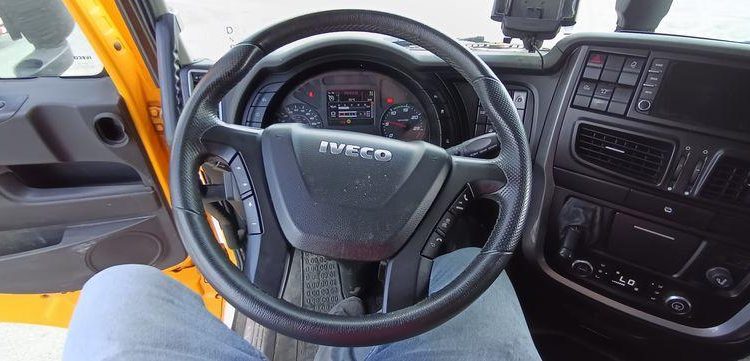 IVECO STRALIS 460 NP – PTRA : 44 TONNES – GAZ – 287316 KMS – ANNEE 2018 JAUNE FB-635-TQ