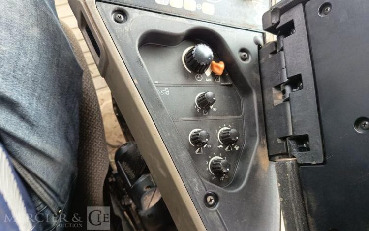 CASE TRACTEUR AGRICOLE EH MAXXUM 125 – DIESEL – 7838 HEURES – ANNEE 2018  FC-211-WE