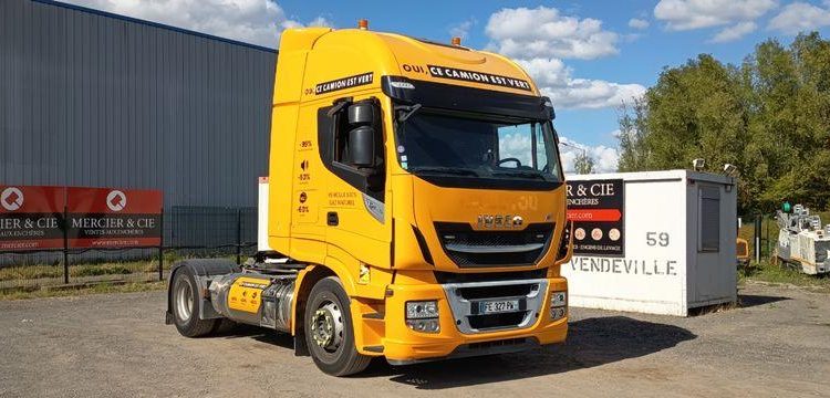 IVECO STRALIS 460 NP – PTRA : 44 TONNES – GAZ – 194425 KMS – JAUNE FE-327-PW