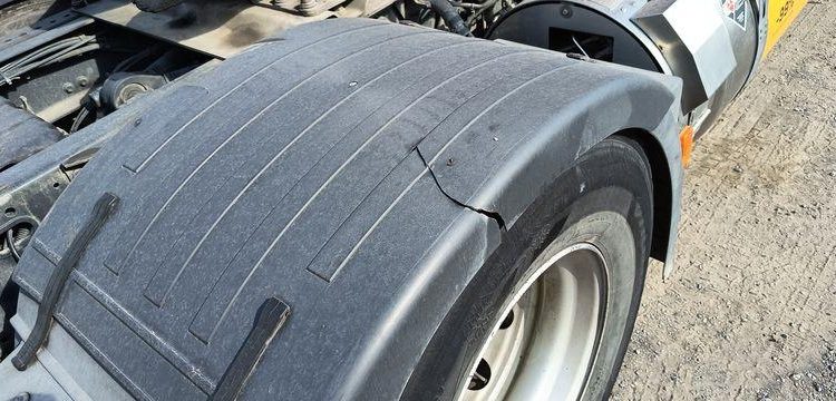 IVECO STRALIS 460 NP – PTRA : 44 TONNES – GAZ – 194425 KMS – JAUNE FE-327-PW