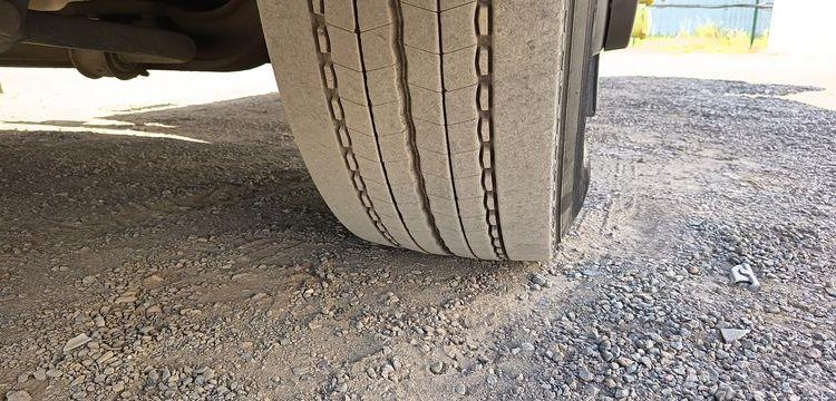 IVECO STRALIS 460 NP – PTRA : 44 TONNES – GAZ – 194425 KMS – JAUNE FE-327-PW