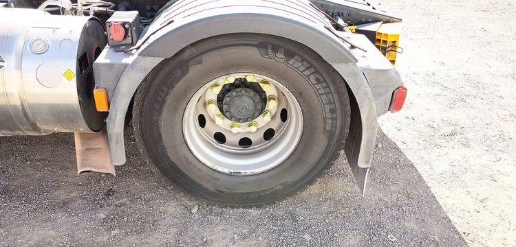 IVECO STRALIS 460 NP – PTRA : 44 TONNES – GAZ – 194425 KMS – JAUNE FE-327-PW