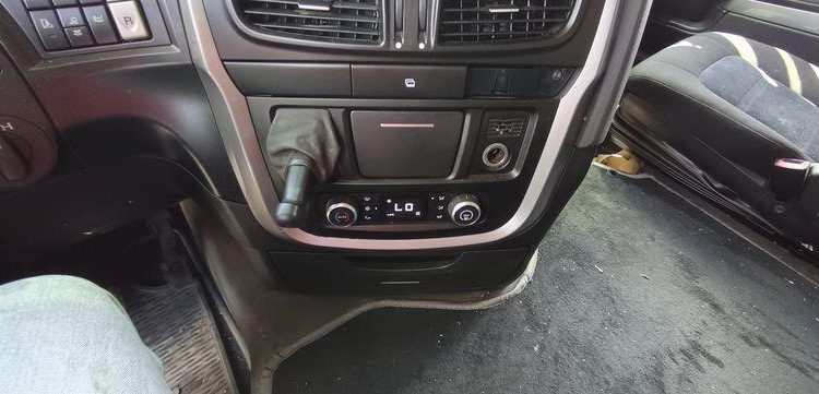 IVECO STRALIS 460 NP – PTRA 44 TONNES – GAZ – 192007 KMS – ANNEE 2019 JAUNE FE-539-YJ