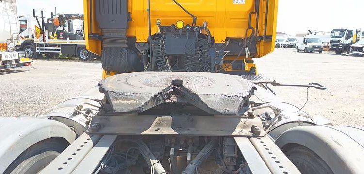 IVECO STRALIS 460 NP – PTRA 44 TONNES – GAZ – 192007 KMS – ANNEE 2019 JAUNE FE-539-YJ