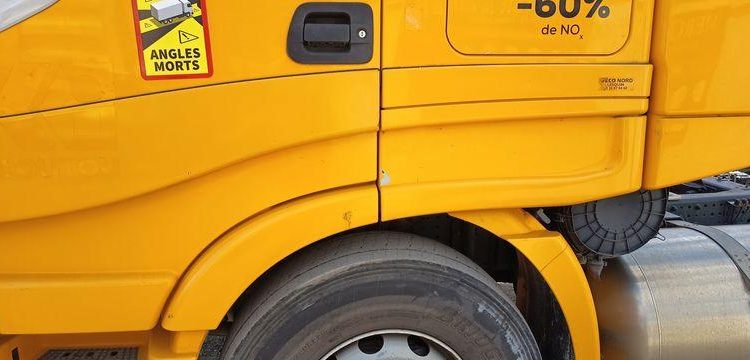 IVECO STRALIS 460 NP – PTRA 44 TONNES – GAZ – 192007 KMS – ANNEE 2019 JAUNE FE-539-YJ