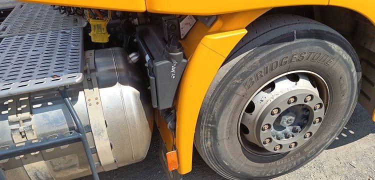 IVECO STRALIS 460 NP – PTRA 44 TONNES – GAZ – 192007 KMS – ANNEE 2019 JAUNE FE-539-YJ