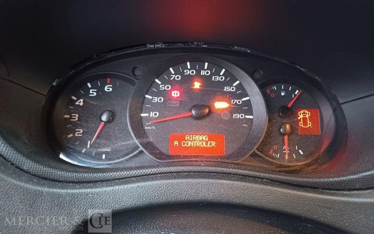 RENAULT MASTER GFC F3500 L3H2 DCI 130 BOIS  FG-351-VB