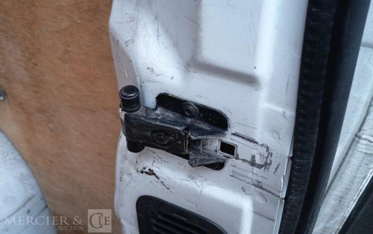 RENAULT MASTER GFC F3500 L3H2 DCI 130 BOIS  FG-351-VB