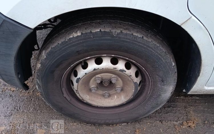 RENAULT MASTER GFC F3500 L3H2 DCI 130 BOIS  FG-351-VB