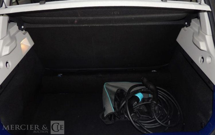 RENAULT ZOE R135 ZE 135 69PPM 50KWH ACHAT-INTEGRAL CHARGE-NORMALE EDITION ONE BVA BLEU FJ-374-AG