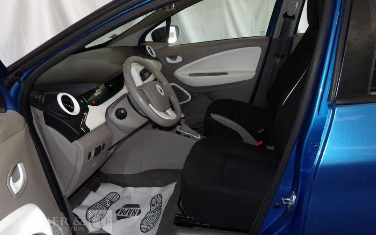 RENAULT ZOE R135 ZE 135 69PPM 50KWH ACHAT-INTEGRAL CHARGE-NORMALE EDITION ONE BVA BLEU FJ-374-AG