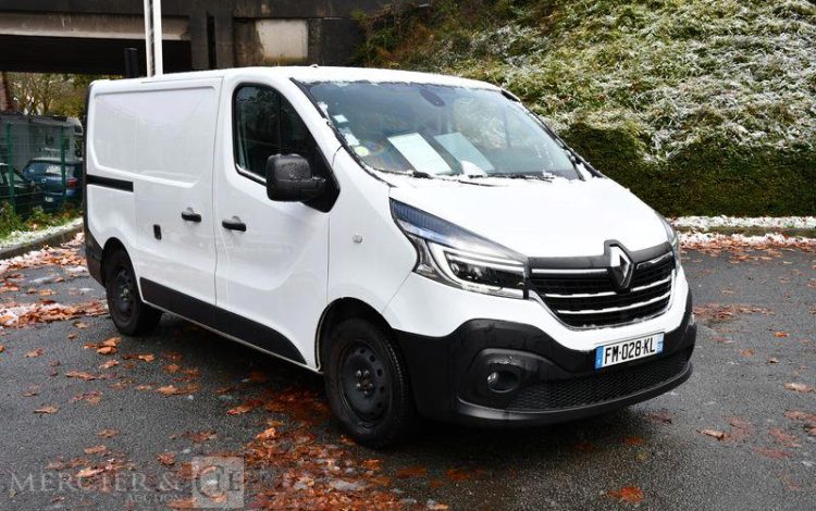 RENAULT TRAFIC 2.0 DCI 120 1T2 L1H1 GRAND CONFORT BLANC FM-028-KL