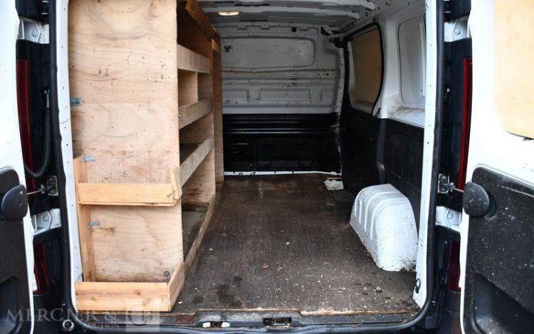 RENAULT TRAFIC 2.0 DCI 120 1T2 L1H1 GRAND CONFORT BLANC FM-028-KL