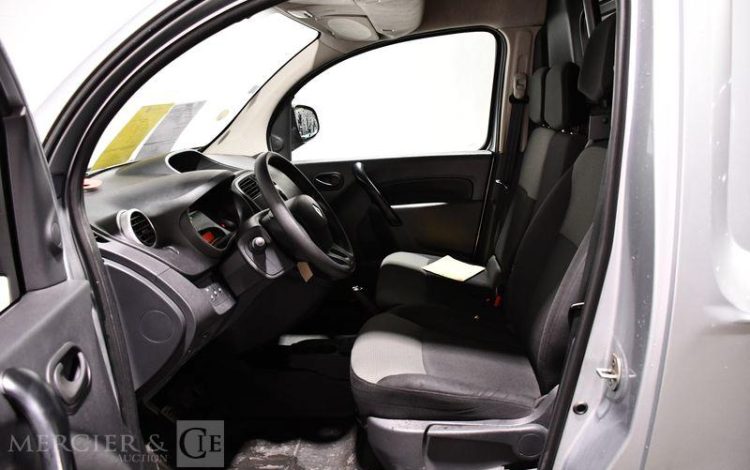 RENAULT KANGOO FOURGON 1.5 BLUEDCI 95 GRAND-CONFORT GRIS FQ-352-WM