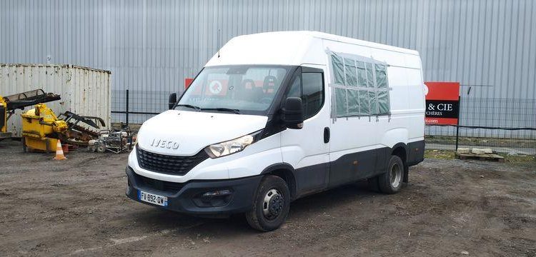 IVECO DAILLY 34C140 FOURGON – AN 2020 – 91325 KM BLANC FV-892-QW