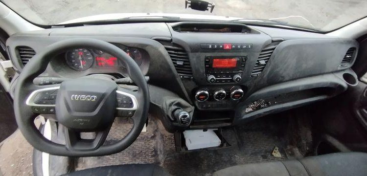 IVECO DAILLY 34C140 FOURGON – AN 2020 – 91325 KM BLANC FV-892-QW