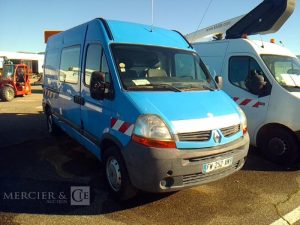 RENAULT MASTER 2.5 DCI 100 35 L2H2 CONFORT BLEU FW-252-XN